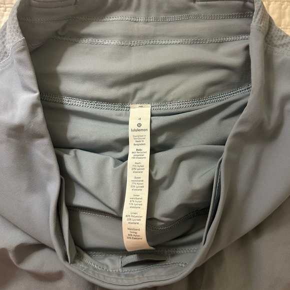 Lululemon Run Off Route High Rise Short 4" Size 4 - Picture 6 of 6